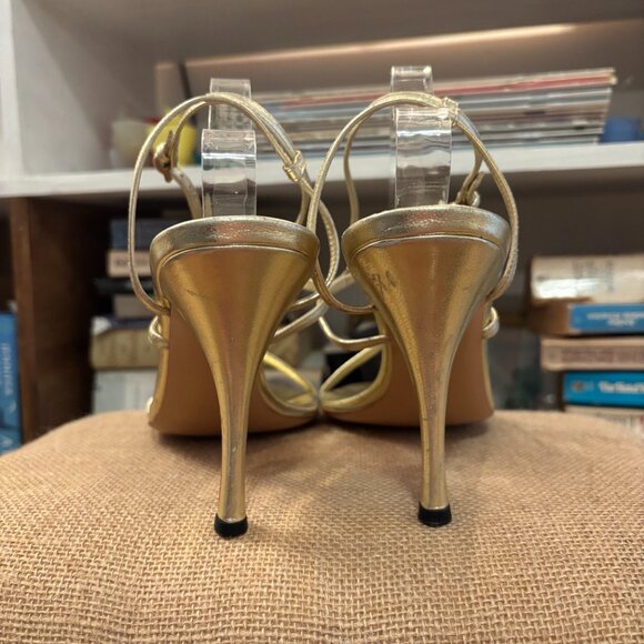 Gucci Metallic Double G Heeled Sandals - Picture 4 of 5